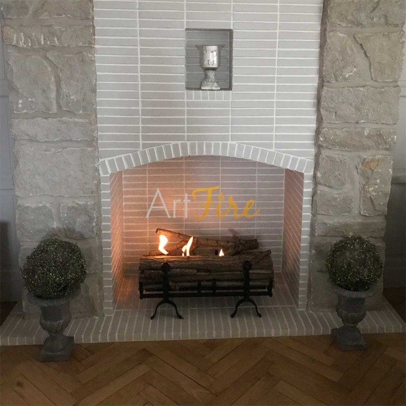 Très belle installation des chenets bioéthanol Colisée en 70cm