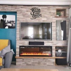 Belle installation de la cheminée électrique Ignite XL pour une ambiance conviviale