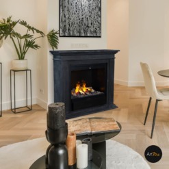 Cheminée Cadiz habillage pierre noire polie avec insert à vapeur d'eau Albany.