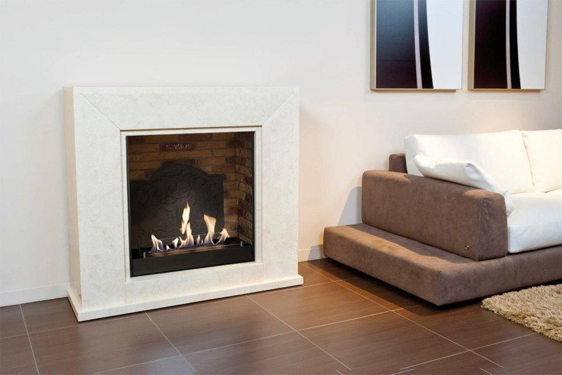 Photo d'ambiance de la cheminée décorative Nero - idée de décoration