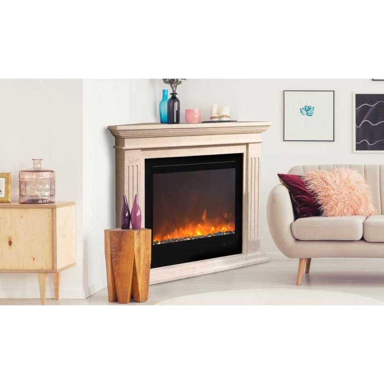 Xaralyn Cadiz Corner dans l'angle d'une pièce