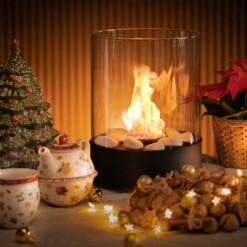 Décoration de noël avec la cheminée de table au bioéthanol Chantico Fireglass