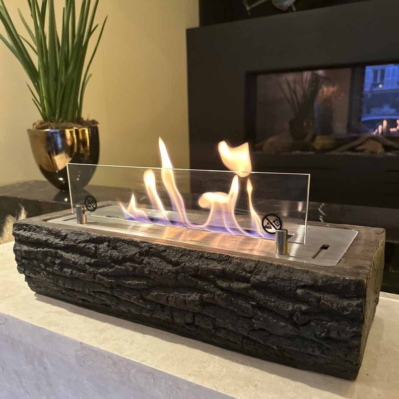 Cheminée de table au bioéthanol Woody au magasin parisien