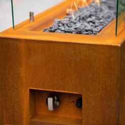 Zoom sur la cheminée au gaz Galio de Planika