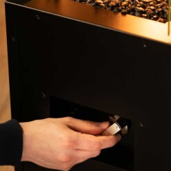 Zoom sur les entrées de la cheminée à gaz Rio