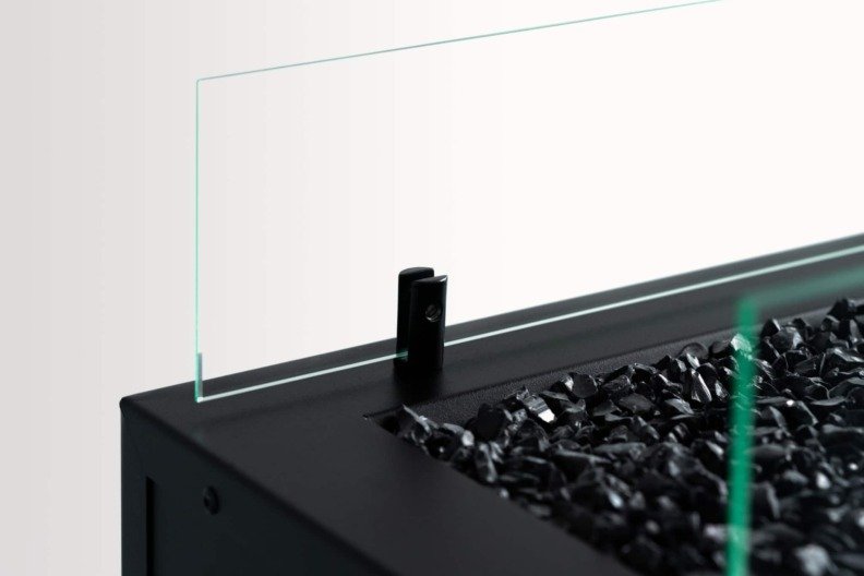 Détails sur les contours de la cheminée à gaz Rio Planika