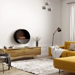 Cheminée murale au bioéthanol Planika Bubble Wall posée sur une façade