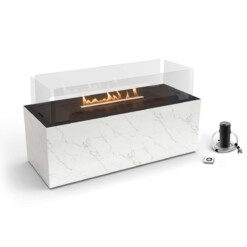 Cheminée bio éthanol Calaccata de Planika avec pompe présentée et un insert bioéthanol PrimeFire