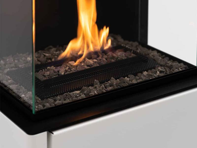 Zoom sur l'espace de feu du Planika Arcticon White