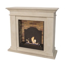 Kos pierre blanche polie insert bioéthanol et briques + plaque de cheminée