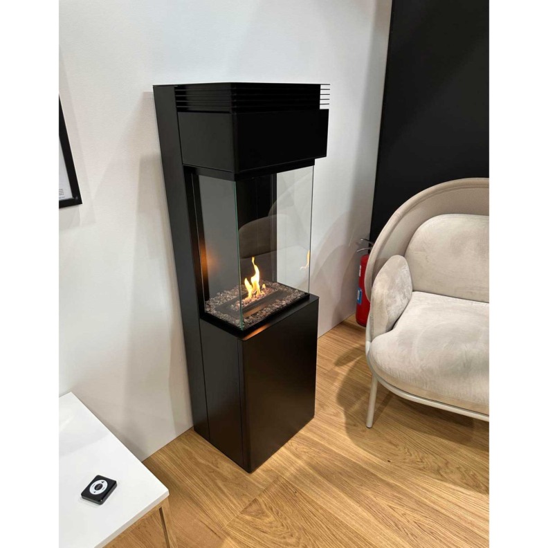 Poêle autonome au bioéthanol Planika Polaris showroom