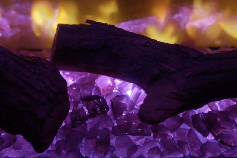 Ignite Bold avec son lit de combustion violet