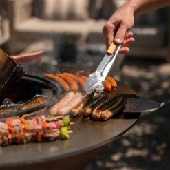 Cuisinez en extérieur avec votre brasero Cortenéa Tradition