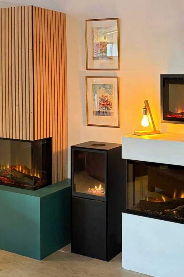 Cheminées électriques et à l'éthanol exposées chez Artfire Nantes